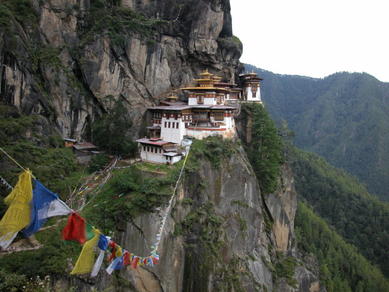 Bhutan tour and trek