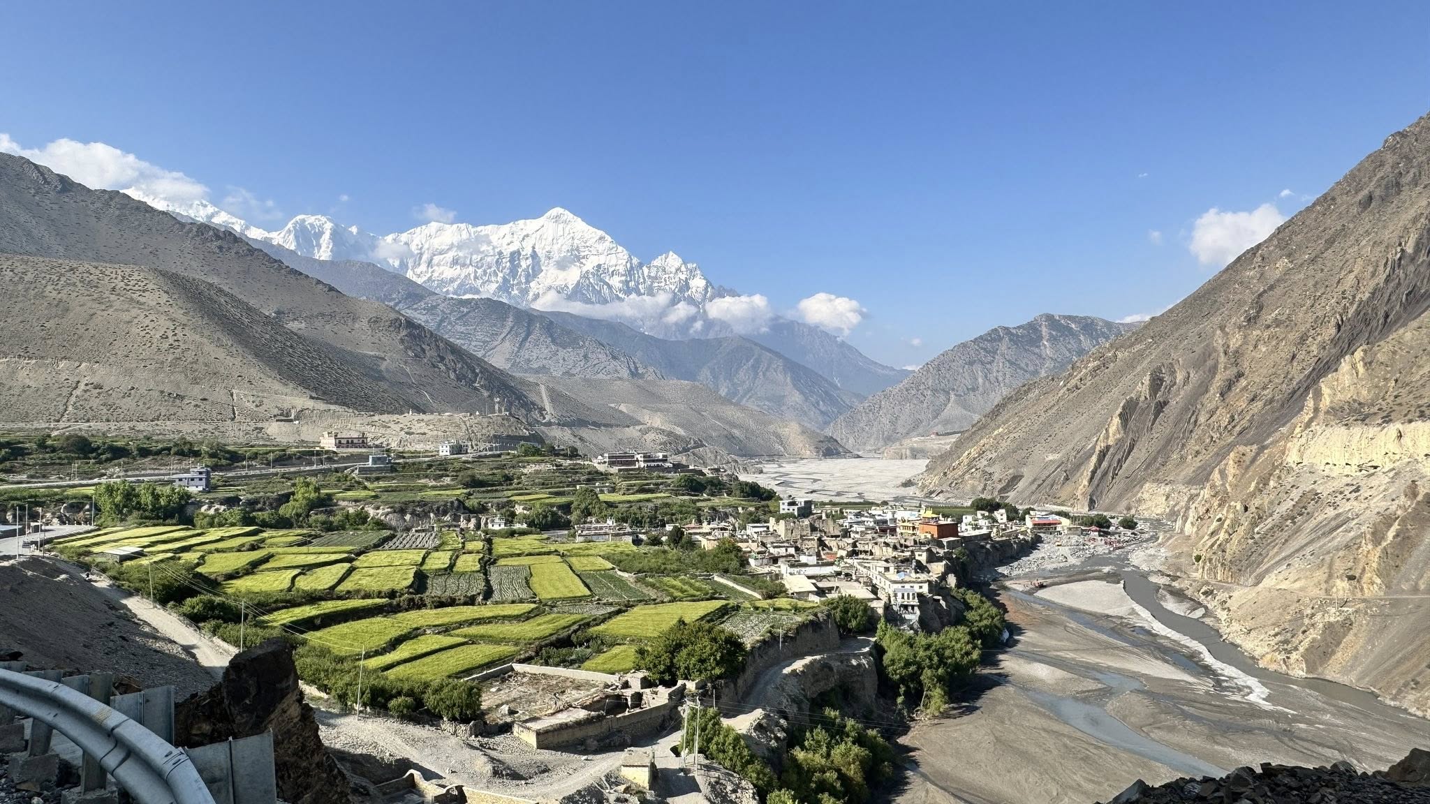 Upper Mustang Trek with Helicopter Return – 11 Days